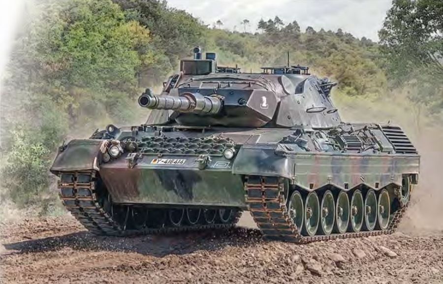 Image 0 of Italeri 1/35 German Leopard 1A5 Medium Tank
