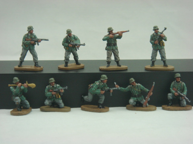 Caesar Miniatures 1/72 WWII Late War German Army (34)