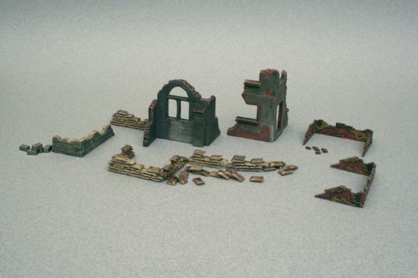 Image 0 of Italeri 1/72 WWII Ruin Wall Sections & Sandbags