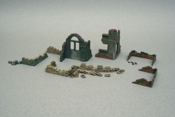 Italeri 1/72 WWII Ruin Wall Sections & Sandbags