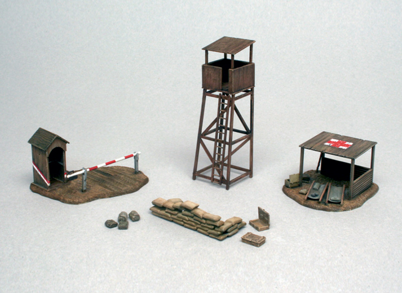Image 0 of Italeri 1/72 WWII Battlefield Buildings (First-Aid Post, Check Point & Tower)
