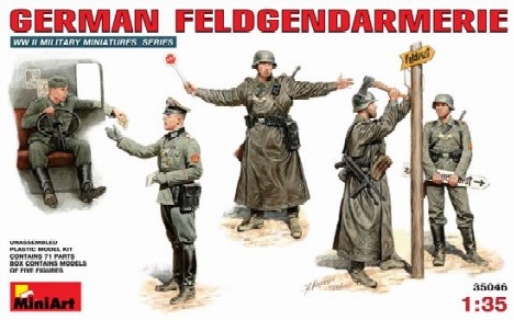 Image 0 of Miniart Models 1/35 German Field Police (5)