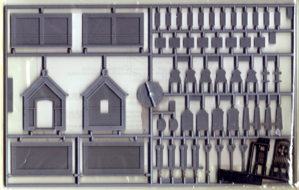 Image 0 of Mouse Models HO Mausoleum Kit w/20 Tombstones