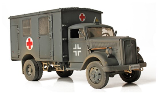 Image 0 of Forces Of Valor Unimax 1/32 German 4x4 Ambulance France 1940