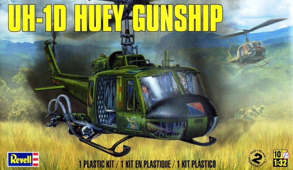 1/32 UH1D Huey Gunship Helicopter